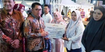 Bank Jateng terus mendukung pertumbuhan ekonomi kerakyatan melalui peningkatan akses pembiayaan bagi pelaku Usaha Mikro, Kecil, dan Menengah (UMKM).